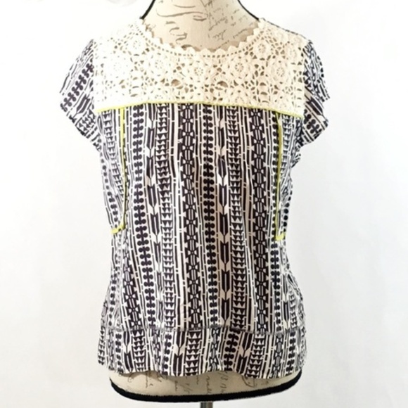 TINY Anthropologie Lace Geometric Boho Peasant Top - Picture 1 of 6
